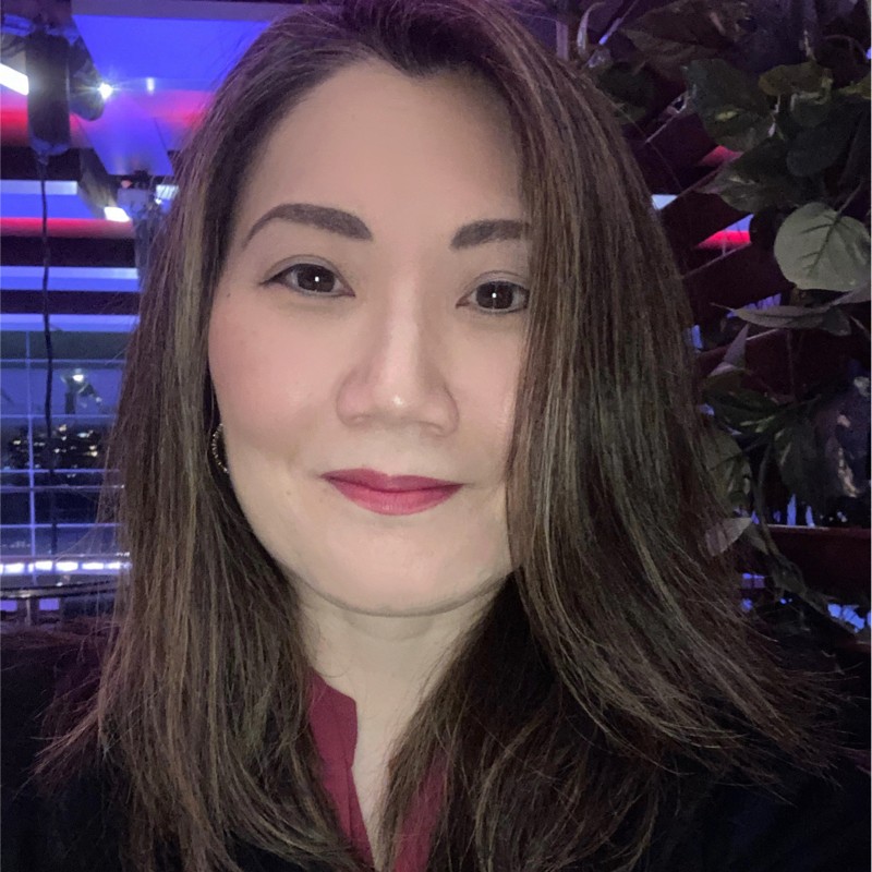 Caroline Kim in the photo 1