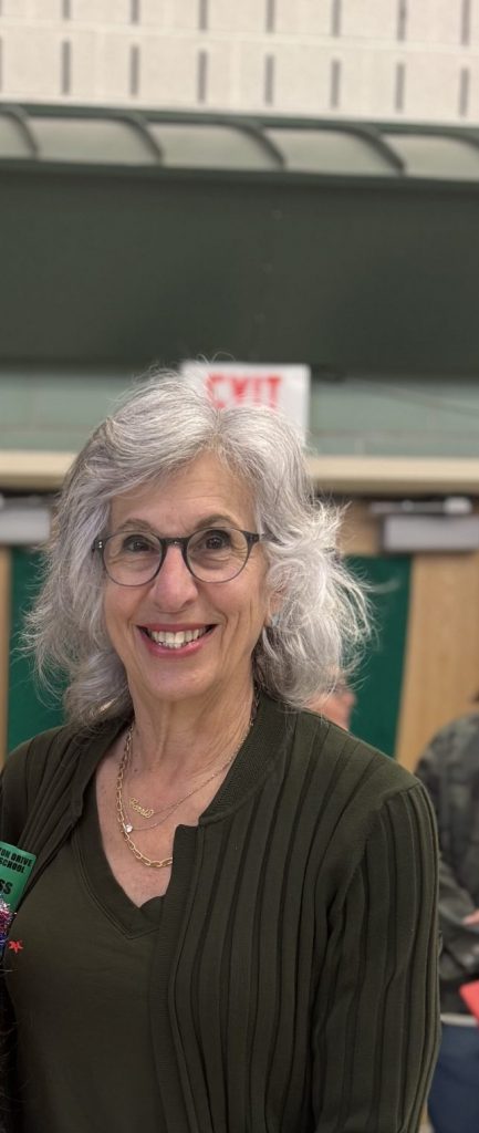Carrie Schmermund in the photo 1