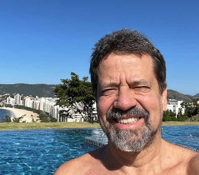 Alexandre De Aquino in the photo 1