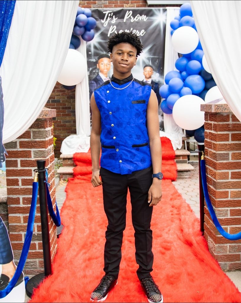 Terrance Broughton, Jr. in the photo 2