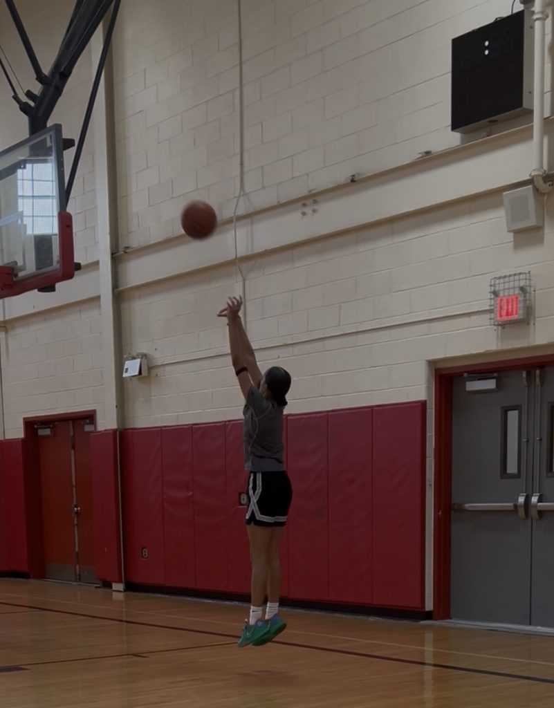 Laila Harrison in the photo 1