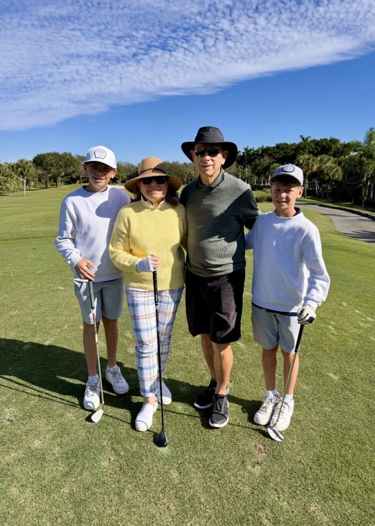 Helen Bemporad in the photo 1