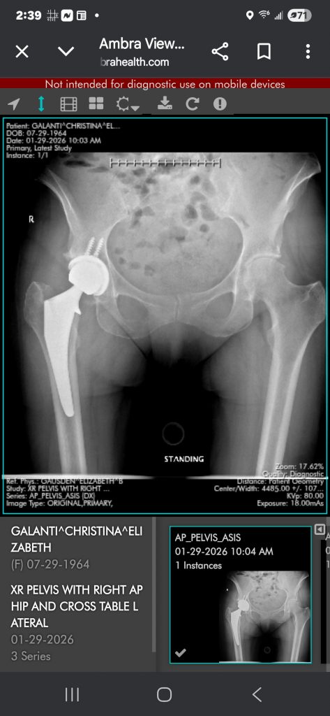 Christina Galanti in the photo 1