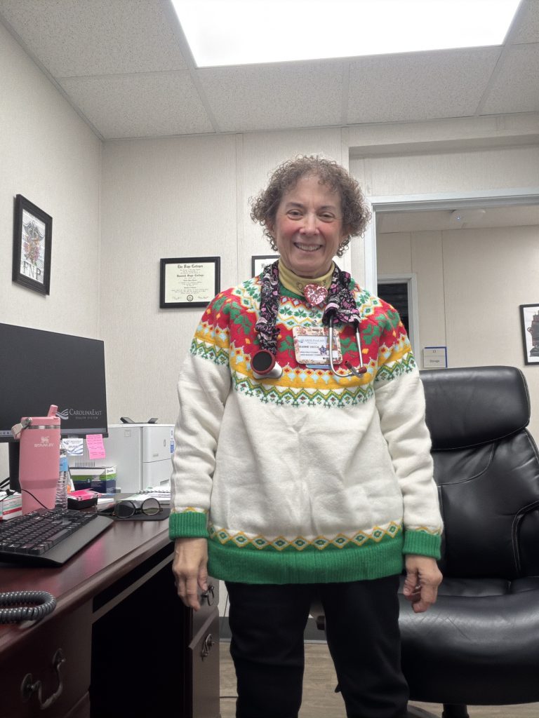 Jeanne Vacca in the photo 1