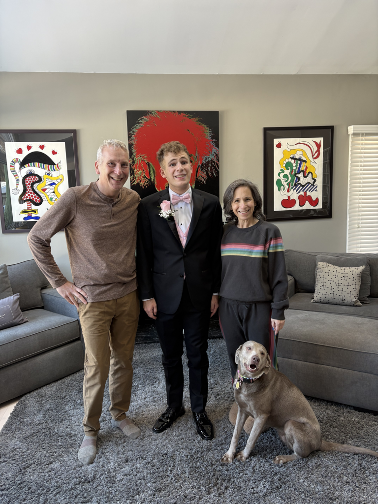 Jill Kraft in the photo 1