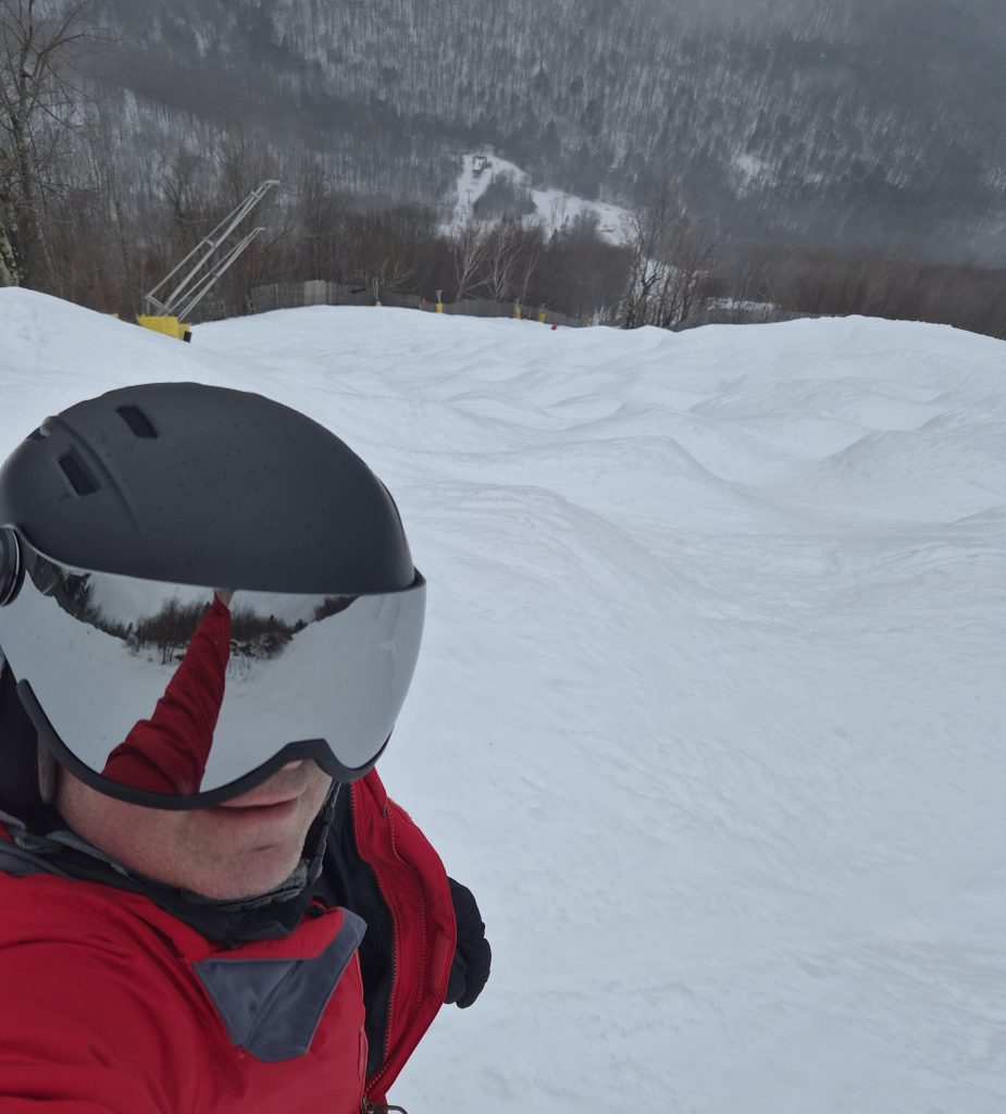 Scott Van Eerde in the photo 1