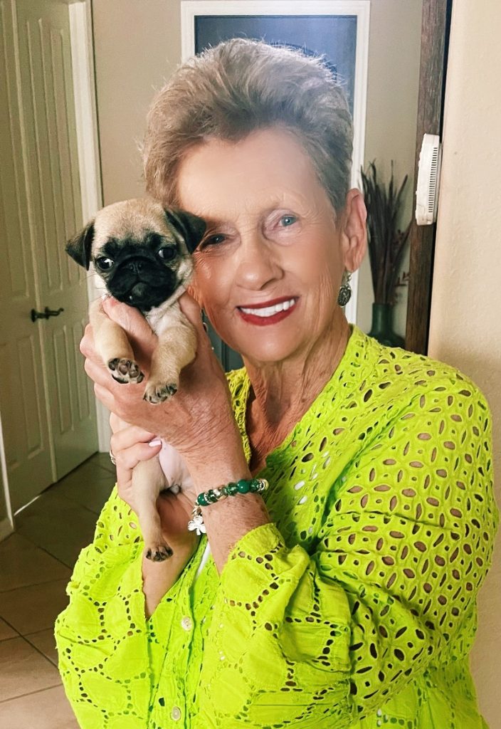 Anne Campisi in the photo 2